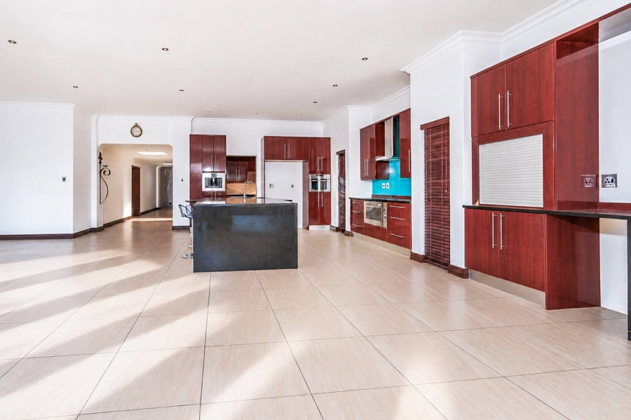 5 Bedroom Property for Sale in Pecanwood Estate North West